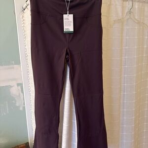 HALARA Women's Maroon Flare Leggings